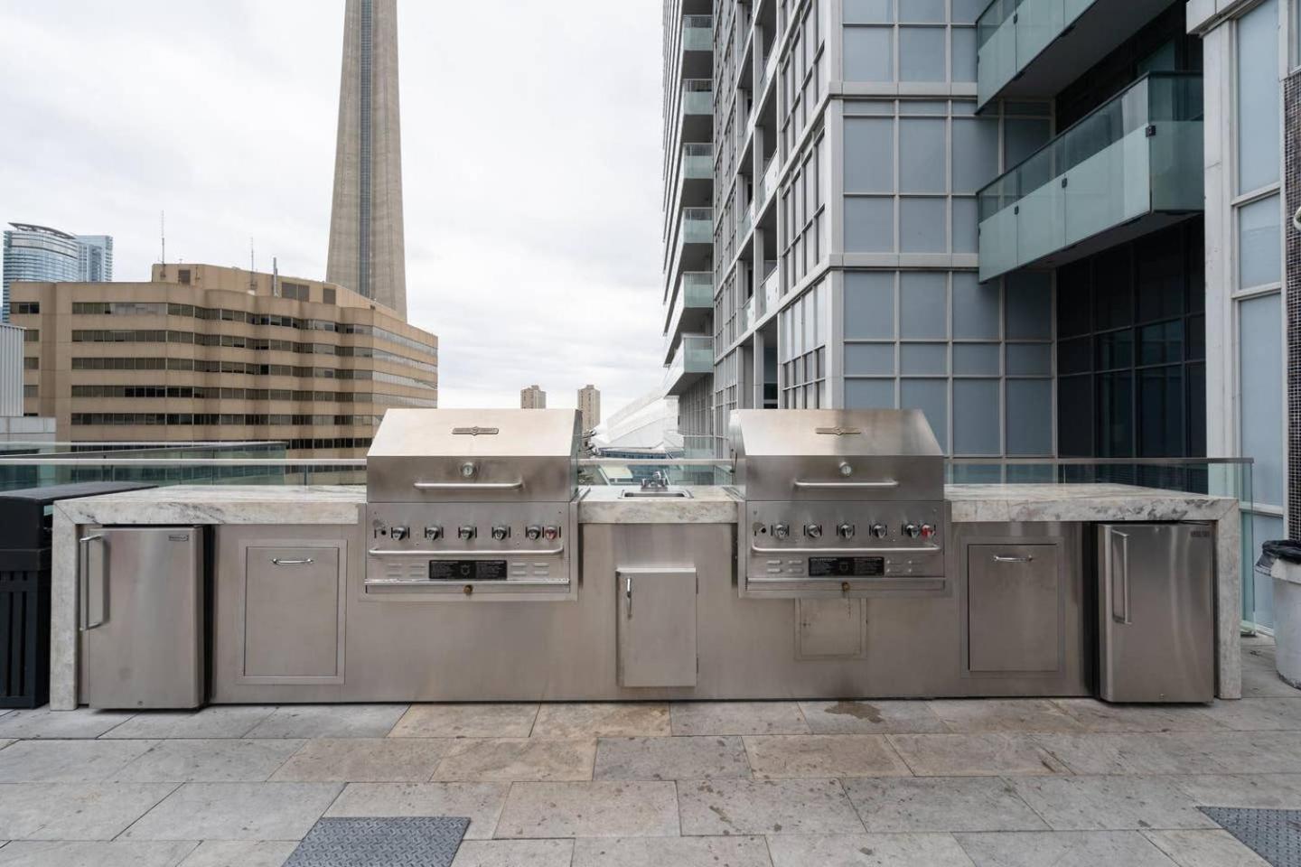 Luxury Adventure Cn Tower/Mtcc/Scotiabank Arena Apartment Toronto Luaran gambar
